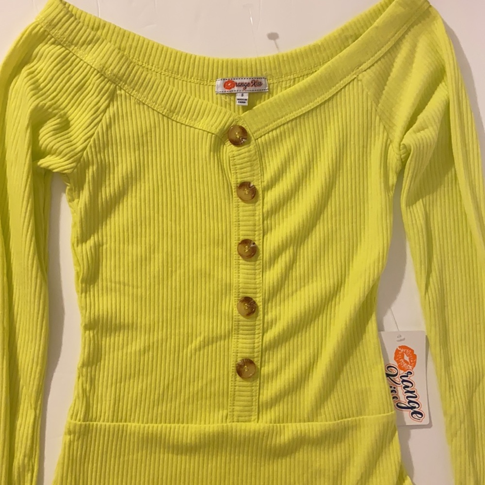 Neon yellow long sleeve sexy body suit. Size small. New with tags - Picture 2 of 10